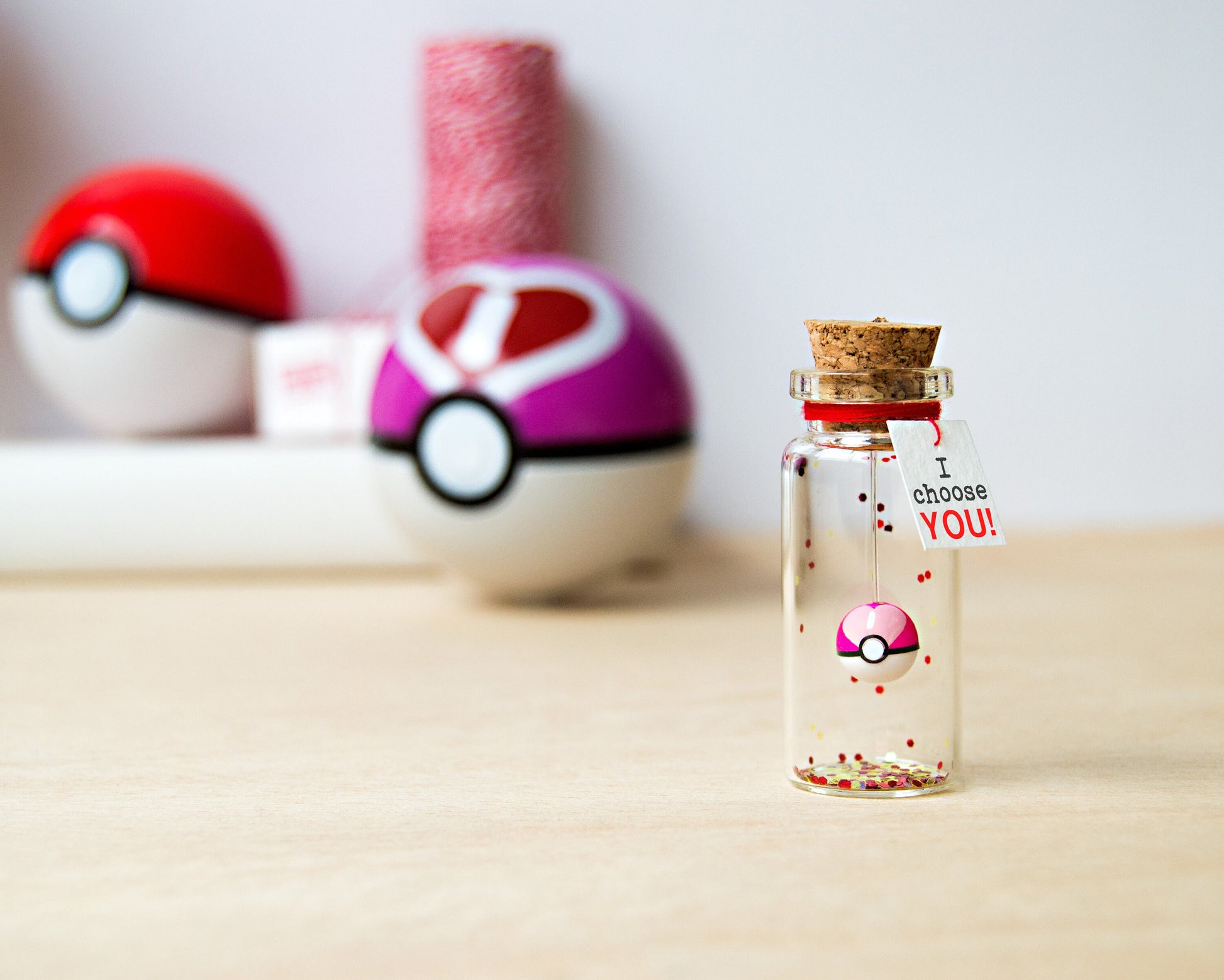 Love Ball Message Bottle: Valentine's Day Gift for Boyfriend, Girlfriend